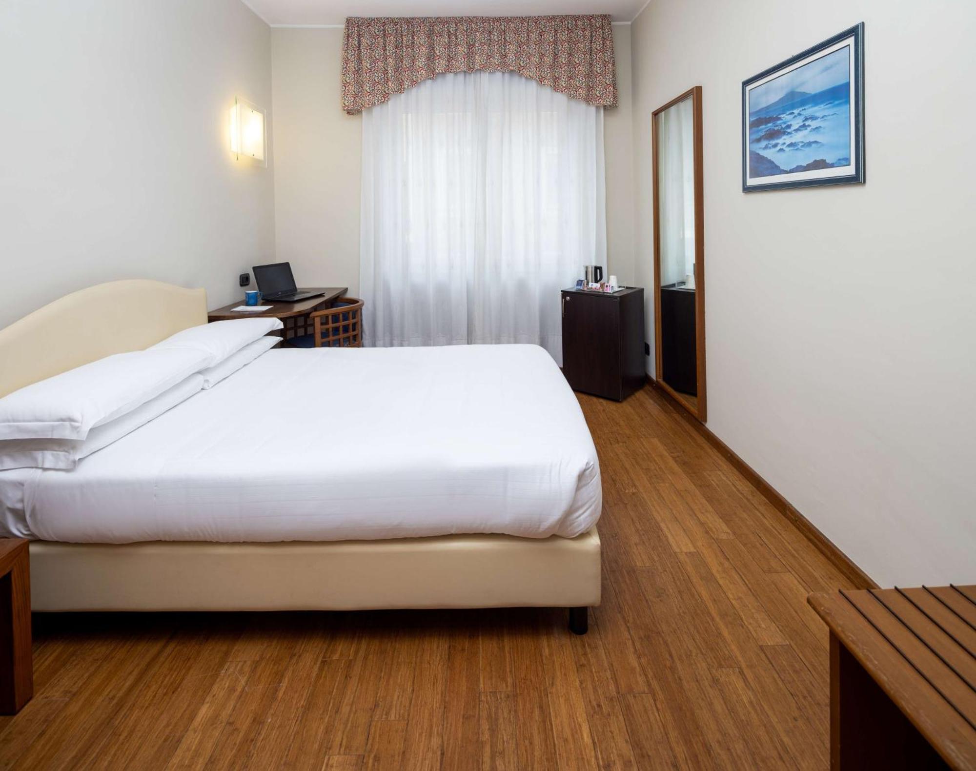 Best Western Hotel Crimea Turin Exterior photo